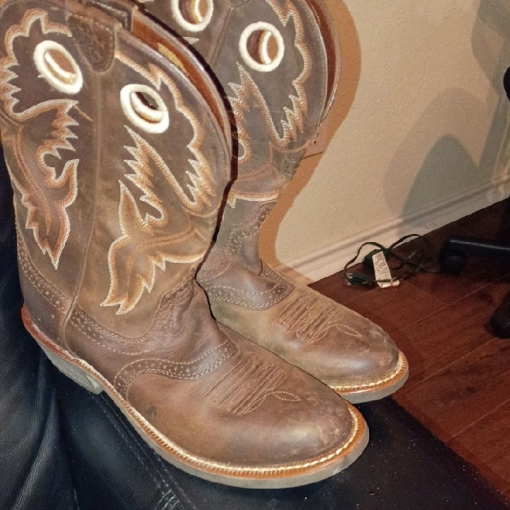 Ariat Cowboy Boots